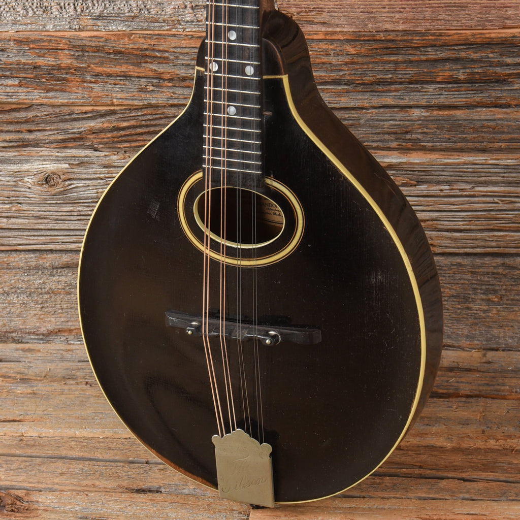 Gibson A-1 Black 1922 - View 2 | MusicMarket
