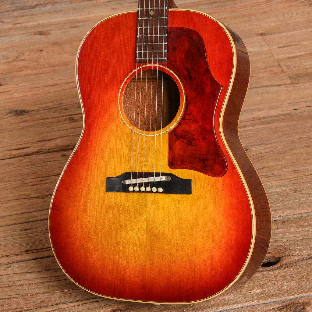 Gibson B-25 Sunburst 1966 - View 2 | MusicMarket