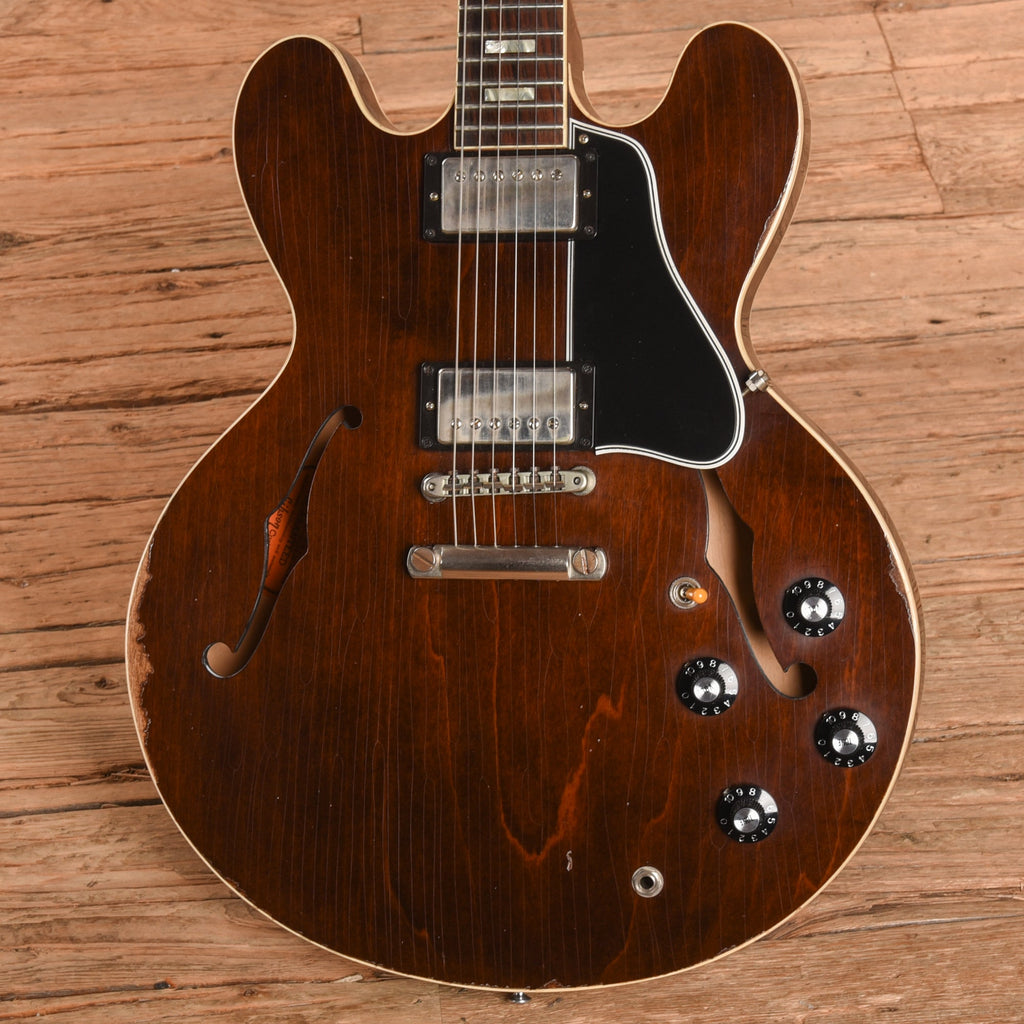 Gibson ES-335 Walnut 63 CME Walnut 2019 - Zac Brown - View 2 | MusicMarket