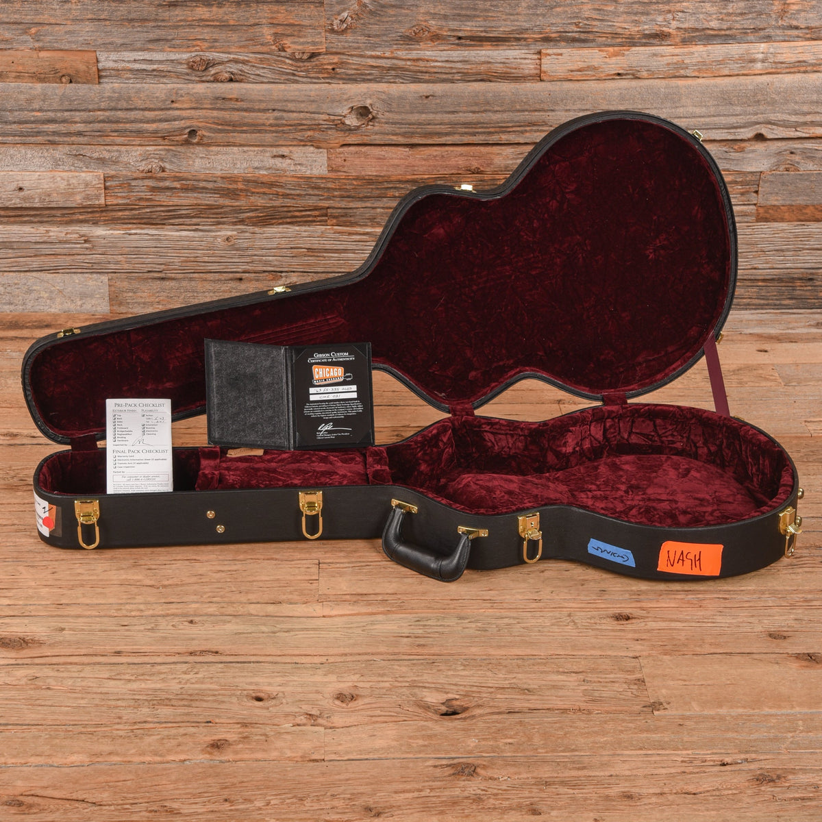 Gibson ES-335 Walnut 63 CME Walnut 2019 - Zac Brown - View 9 | MusicMarket