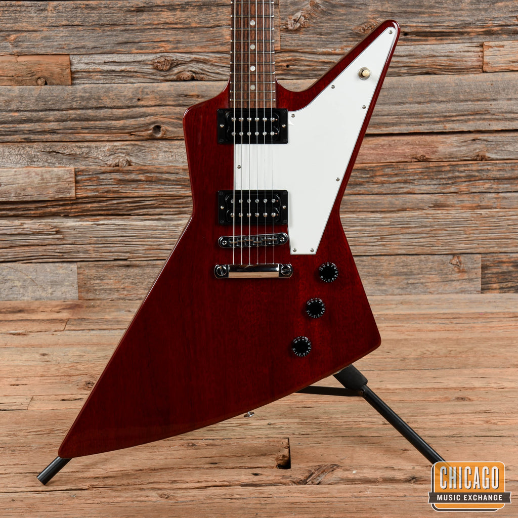 Gibson Explorer Cherry - View 3 | MusicMarket