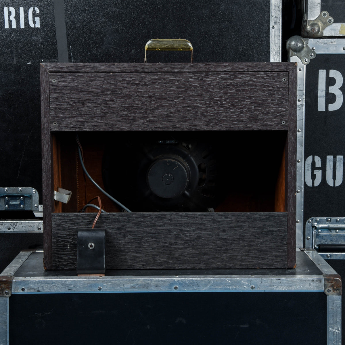 Gibson GA8T Discoverer Tremolo 1963 - View 2 | MusicMarket