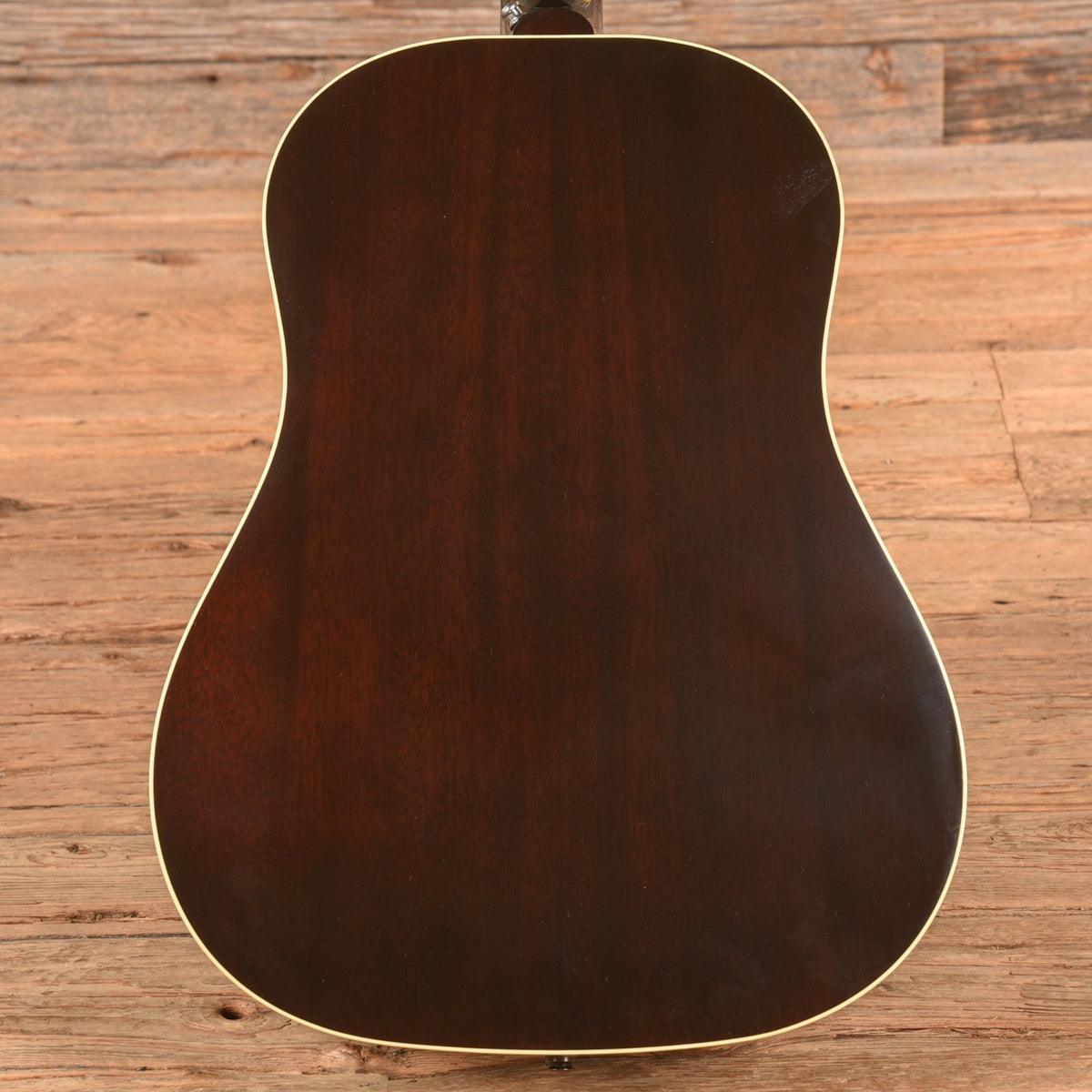 Gibson J-45 Sunburst 2018 - Zac Brown - View 3 | MusicMarket