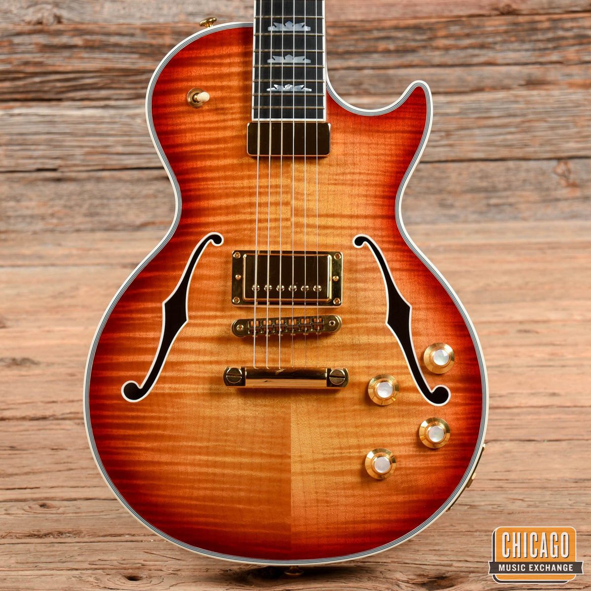 Gibson LP Supreme Heritage Cherry Sunburst Perimeter 2015 - View 3 | MusicMarket