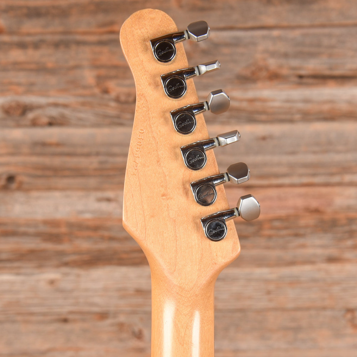 Godin Model SDxt Red - View 7 | MusicMarket