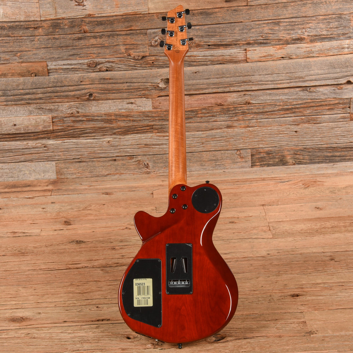 Godin XTsa Extreme HG Natural - View 5 | MusicMarket