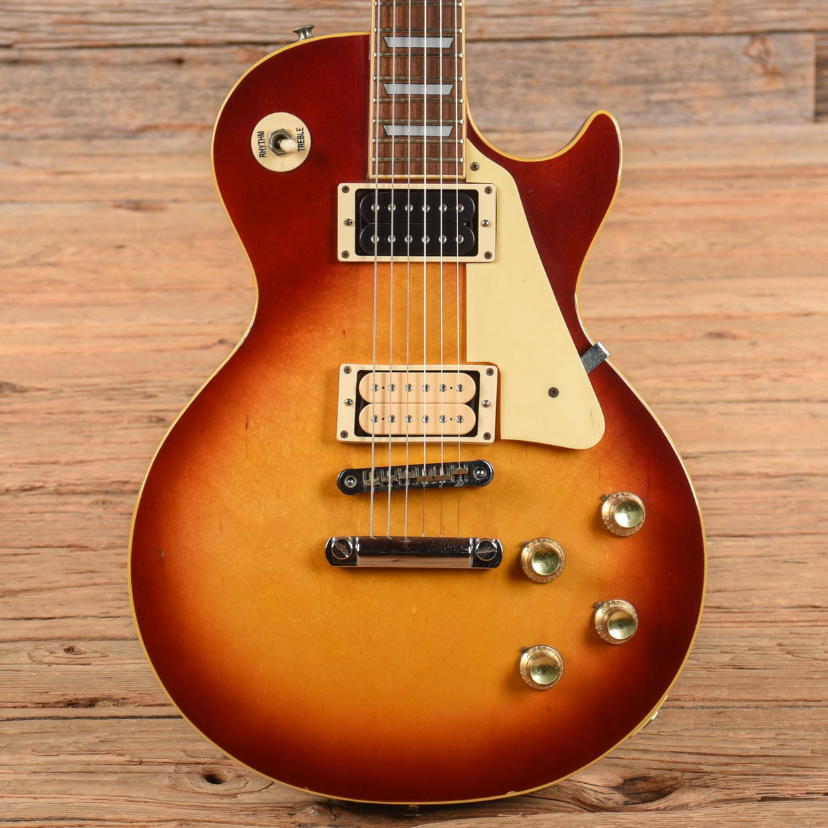 Greco EG Sunburst 1977 - MusicMarket