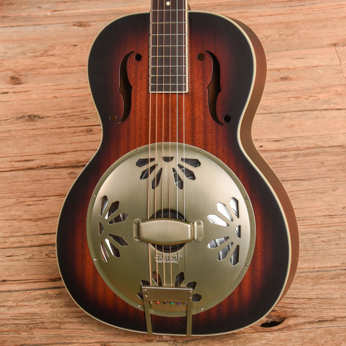 Gretsch G9241 Round Neck Resonator Red Sunburst 2022 - View 2 | MusicMarket