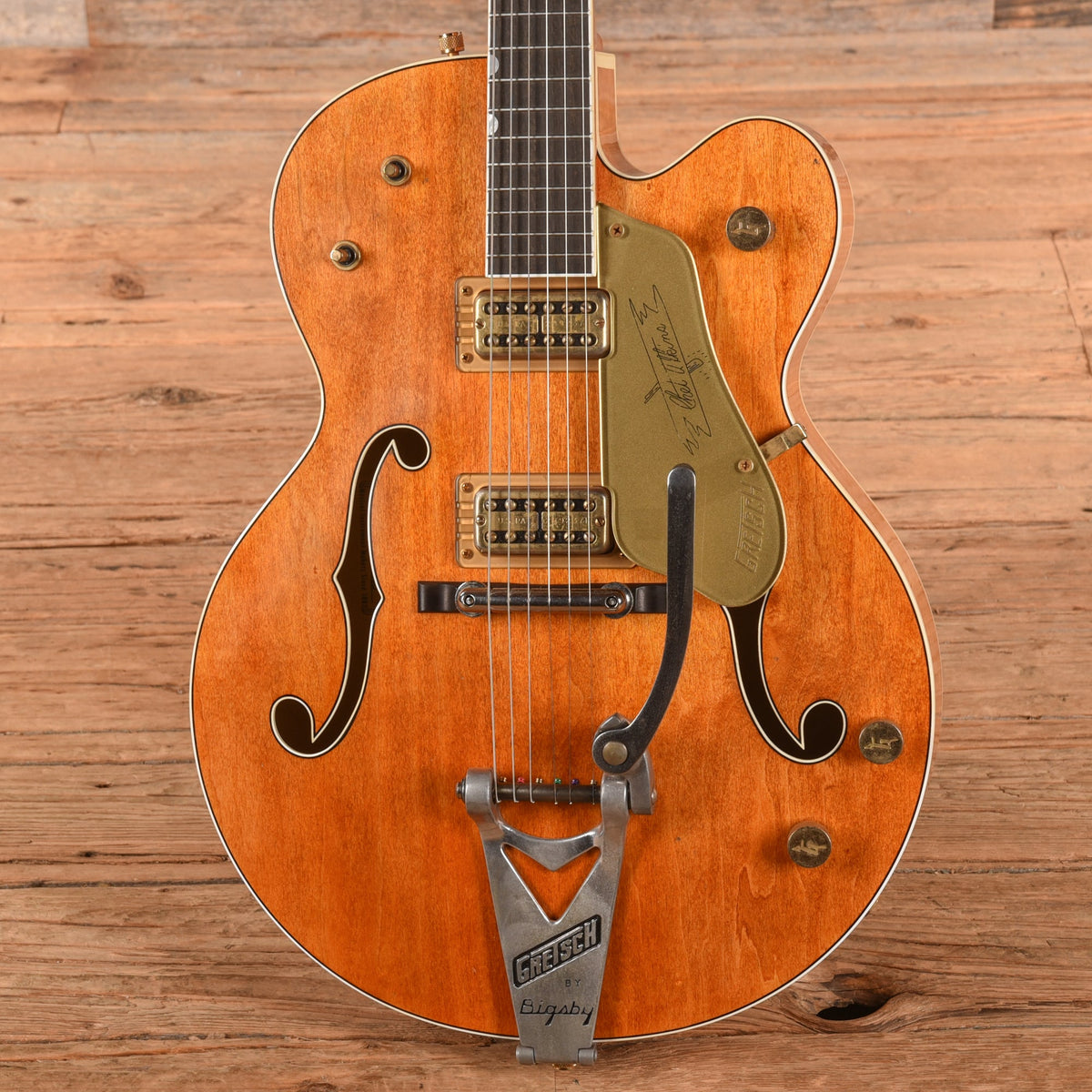 Gretsch Custom Shop G6120CST Nashville Relic Master Built by Stephen Stern Orange 2020 - View 2 | MusicMarket