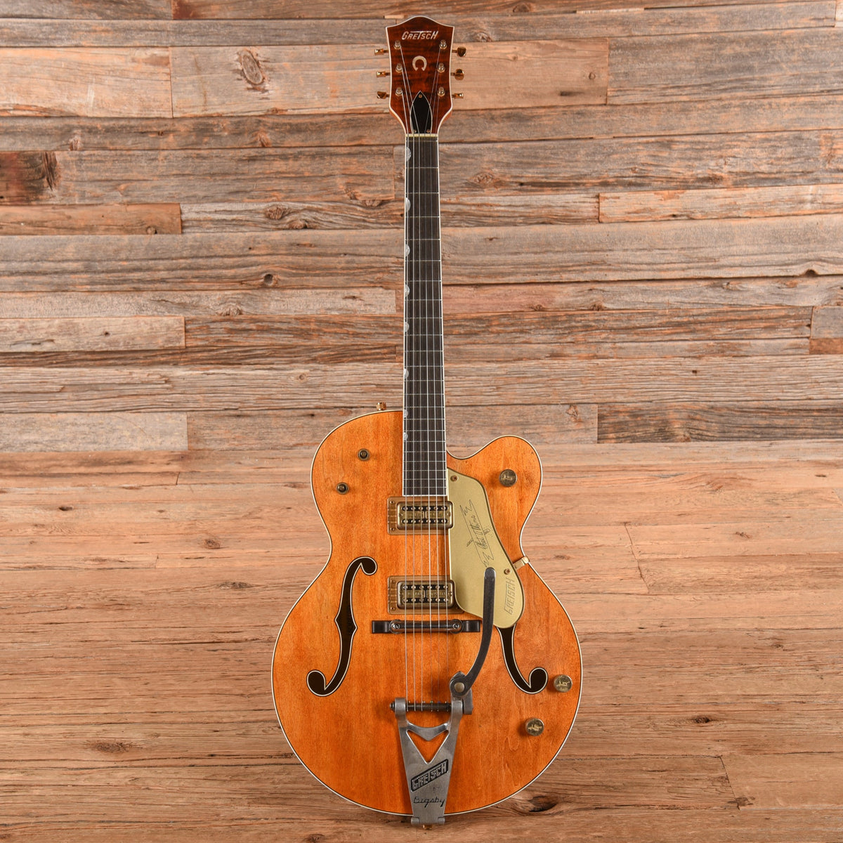 Gretsch Custom Shop G6120CST Nashville Relic Master Built by Stephen Stern Orange 2020 - View 4 | MusicMarket