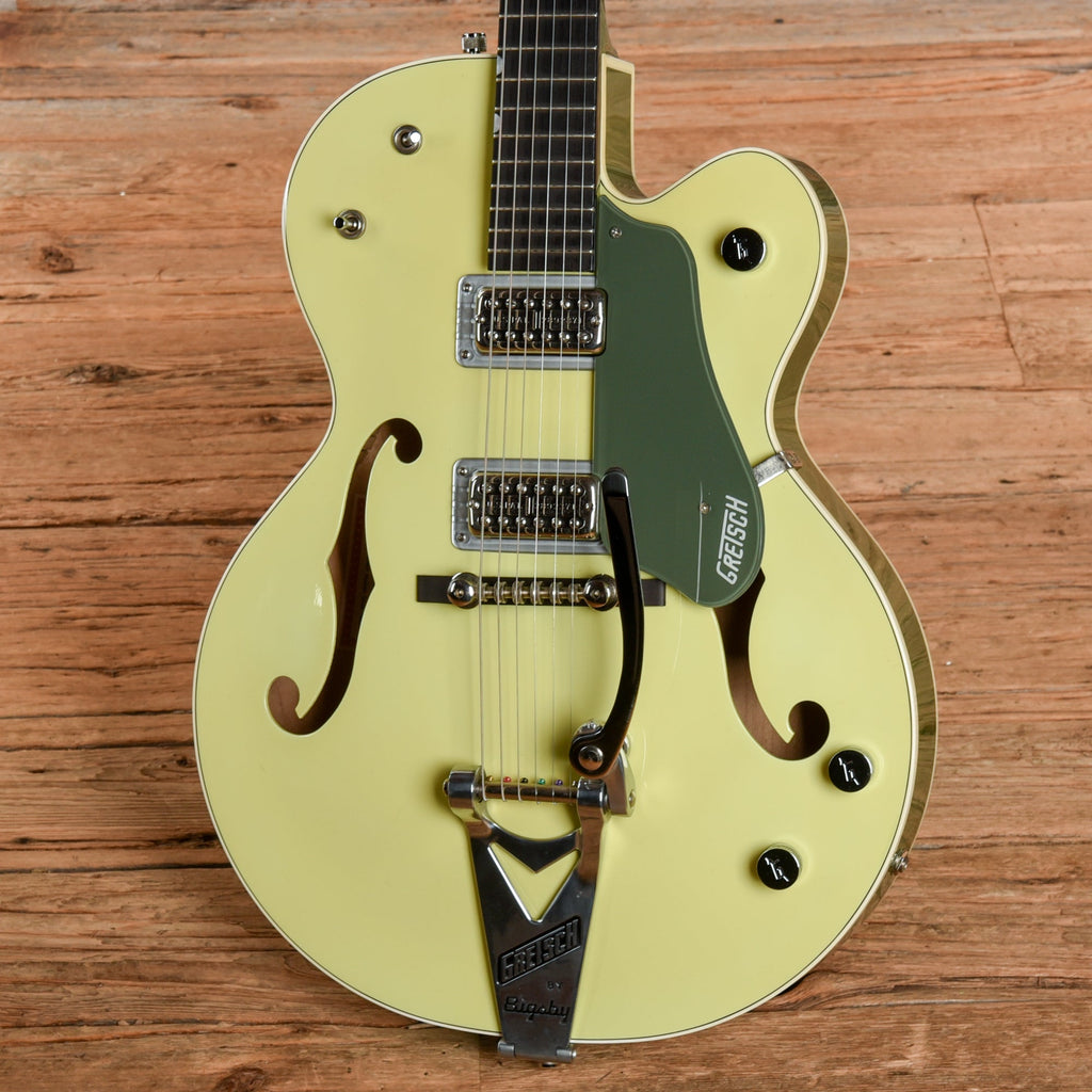 Gretsch G6118T Double Anniversary Smoke Green 2005 - View 2 | MusicMarket