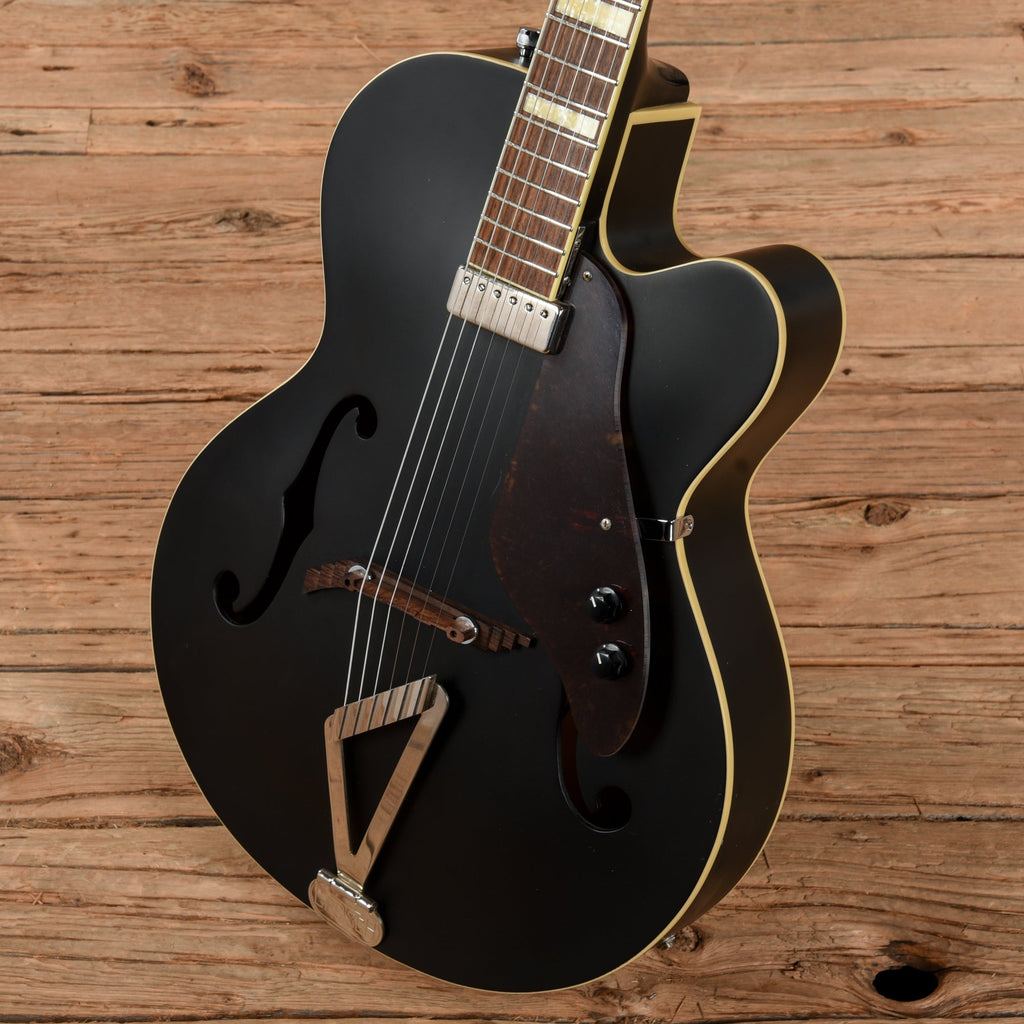 Gretsch G100CE Synchromatic Cutaway Flat Black 2008 - View 2 | MusicMarket
