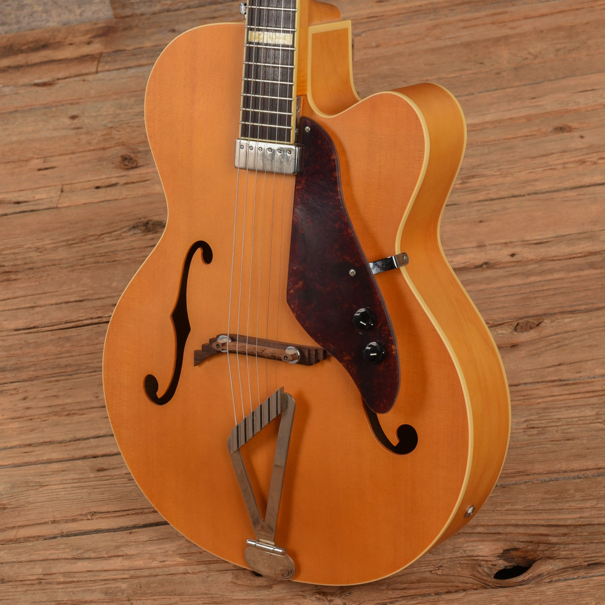 Gretsch G100CE Synchromatic Cutaway Natural 2009 - View 2 | MusicMarket