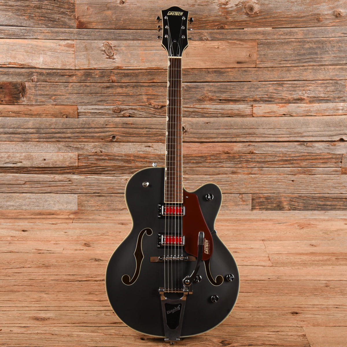 Gretsch G5410T Electromatic "Rat Rod" Hollow Body Single Cutaway Matte Black 2020 - View 4 | MusicMarket