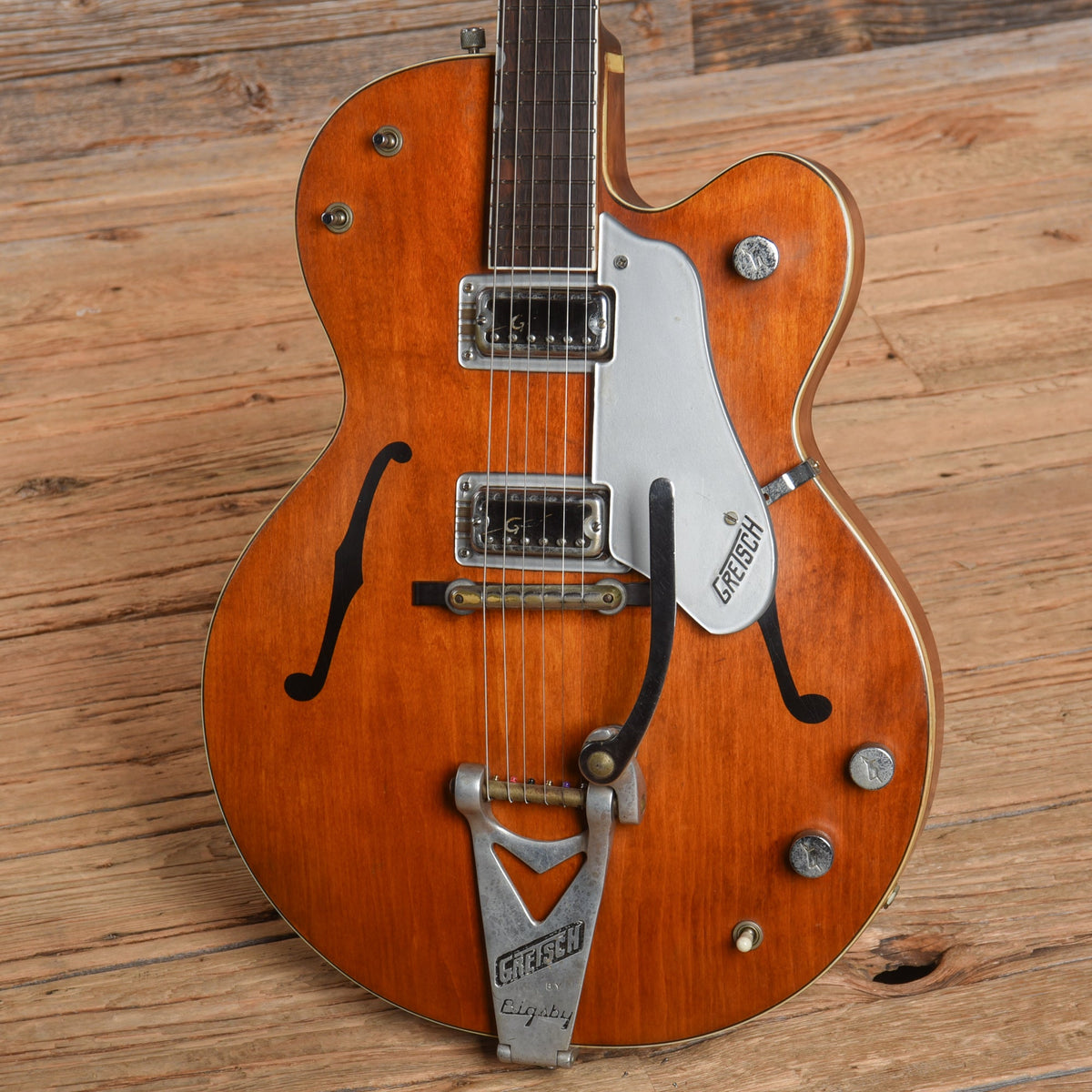 Gretsch 6119 Chet Atkins Tennessean Walnut 1962 - View 2 | MusicMarket