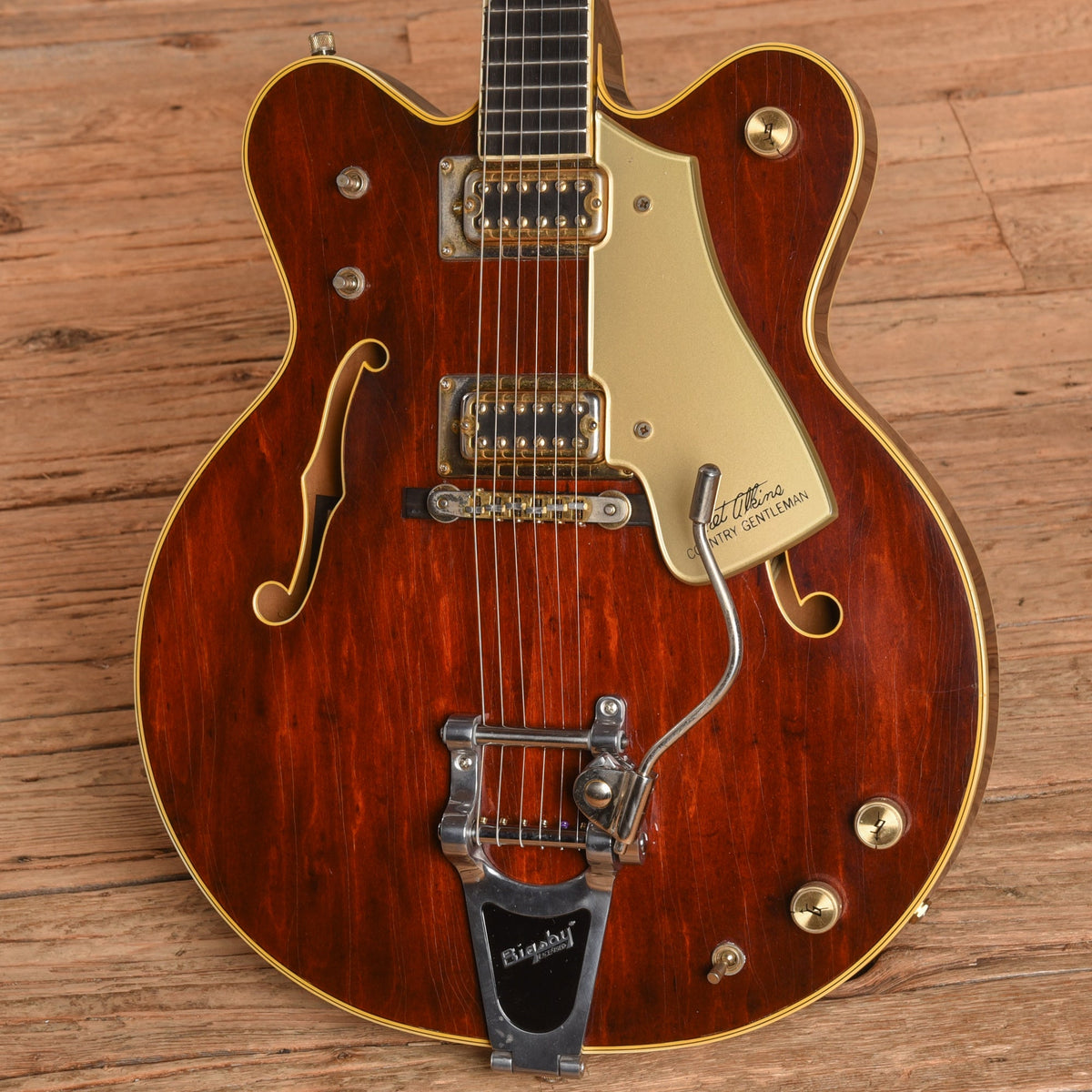 Gretsch 7670 Country Gentleman Walnut 1974 - Zac Brown - View 2 | MusicMarket