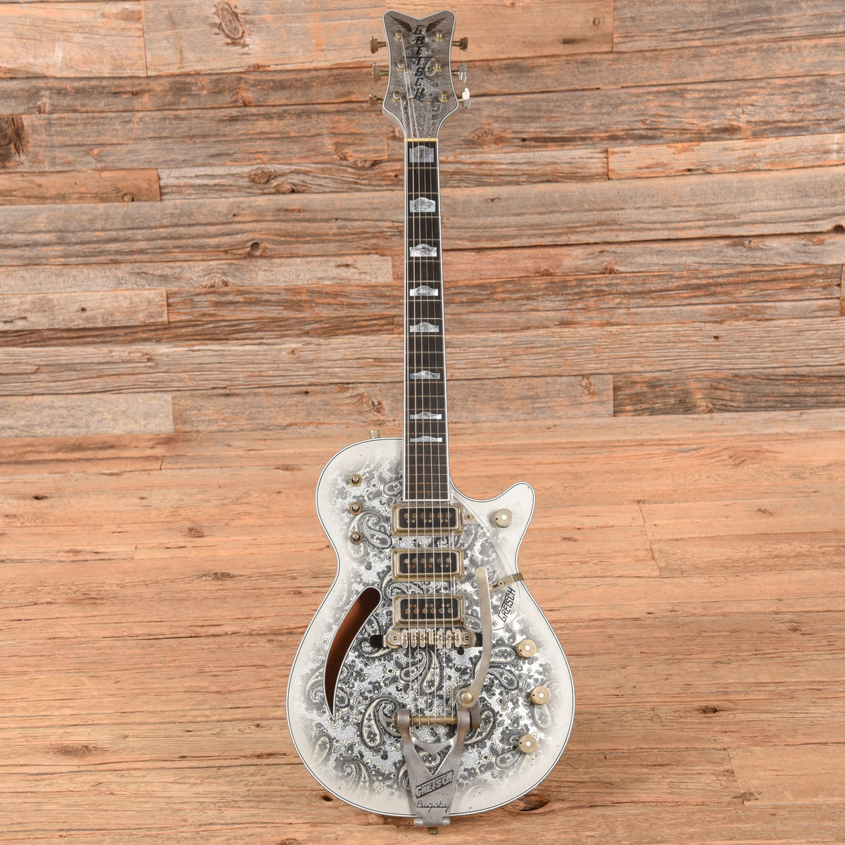 Gretsch Custom Shop Stephen Stern Masterbuilt G6134-CS Black Paisley 2021 - Zac Brown - View 4 | MusicMarket
