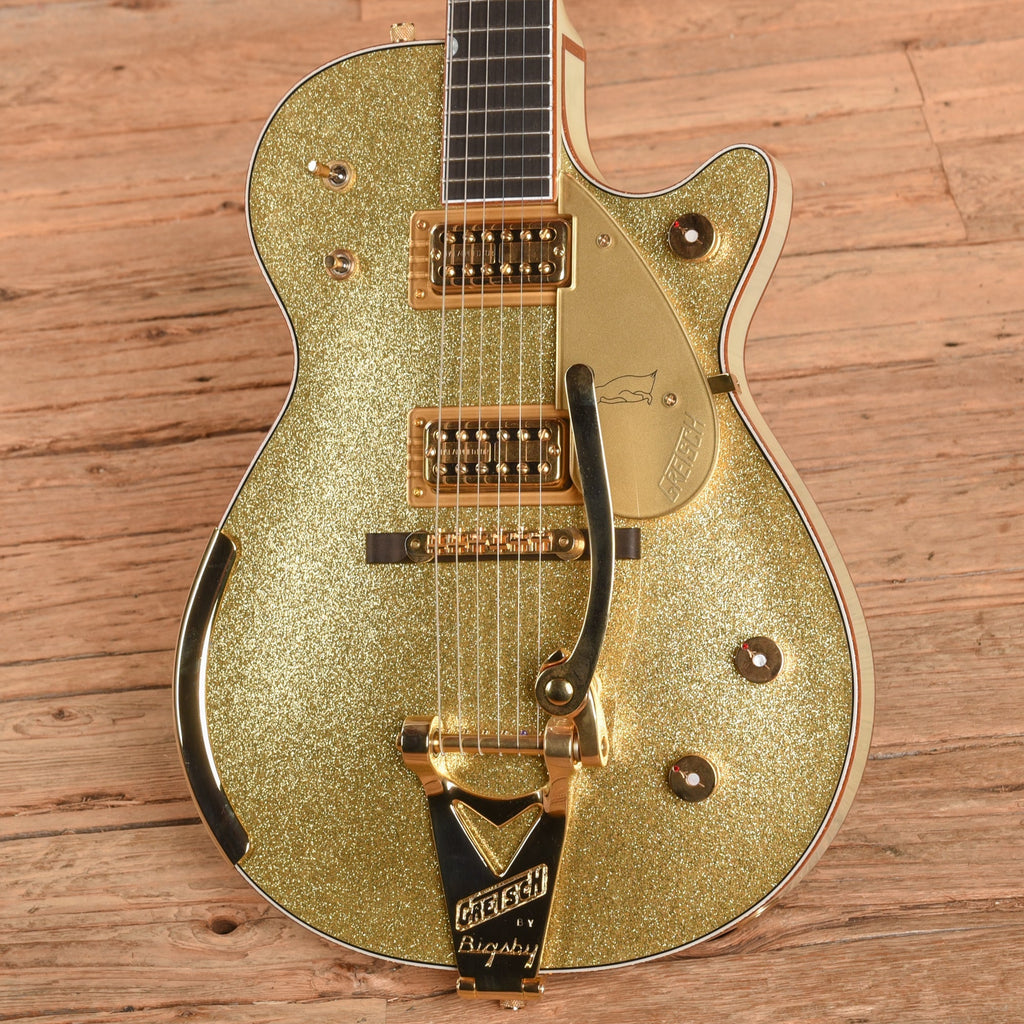 Gretsch Custom Shop Stephen Stern Masterbuilt G6134-CS Penguin Gold Sparkle 2021 - Zac Brown - View 2 | MusicMarket