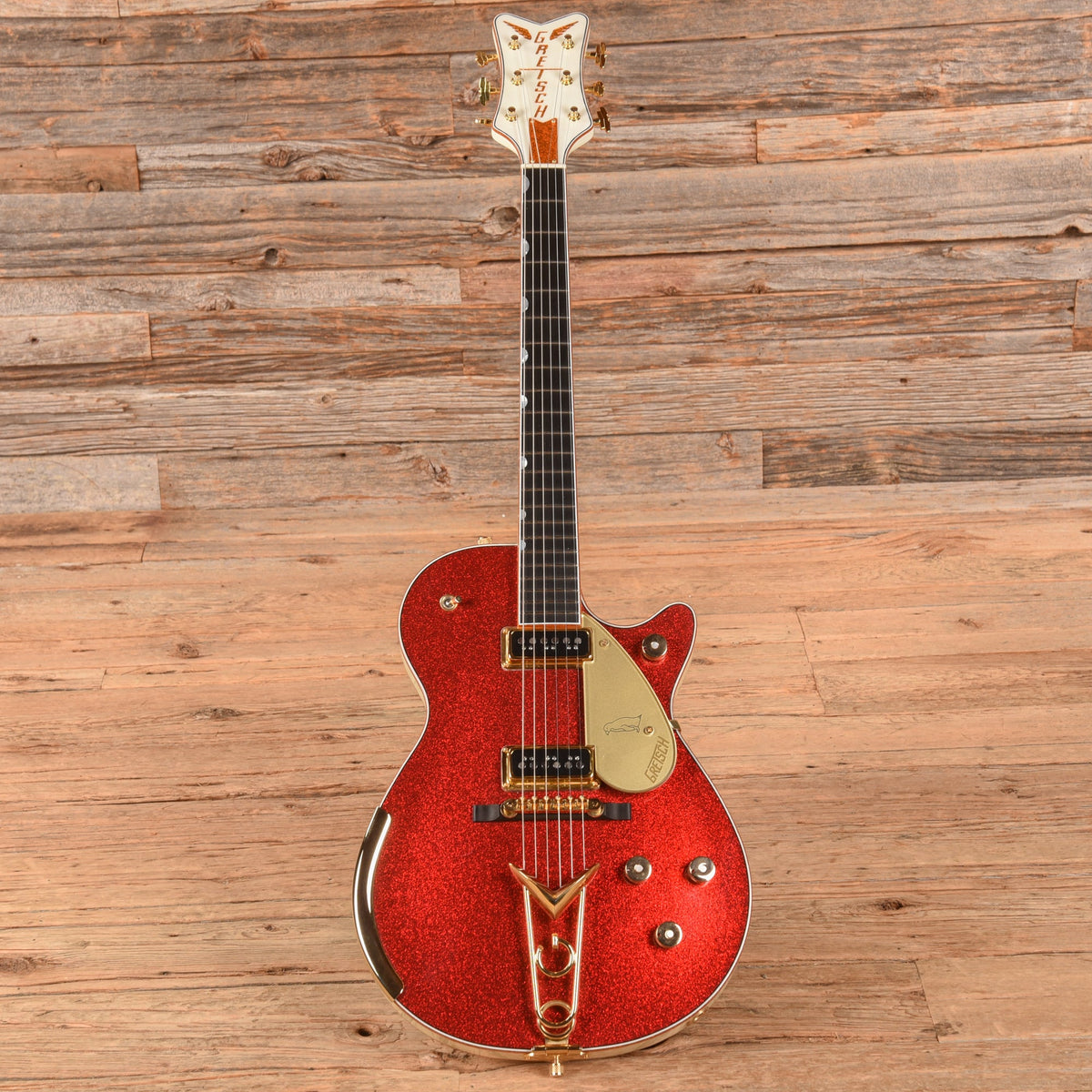 Gretsch Custom Shop Stephen Stern Masterbuilt G6134-CS Red Sparkle 2021 - Zac Brown - View 4 | MusicMarket