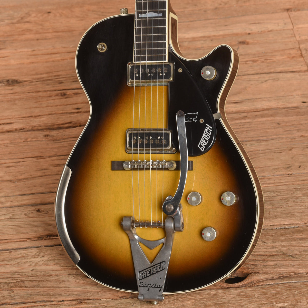 Gretsch Custom Shop Stephen Stern Masterbuilt G6134S-CS Penguin Sunburst 2022 - Zac Brown - View 2 | MusicMarket