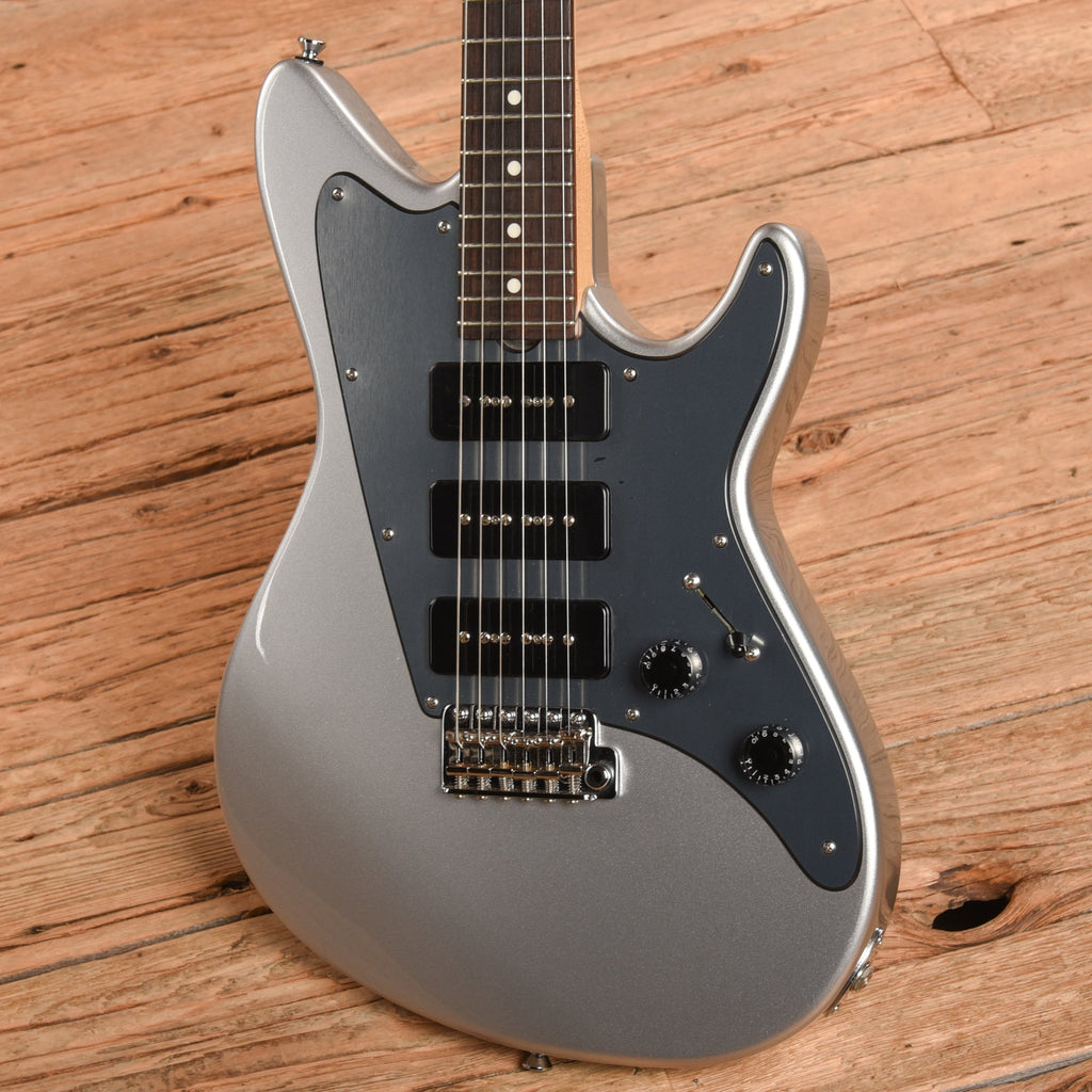 Grosh Guitars Electrajet Silver - View 2 | MusicMarket