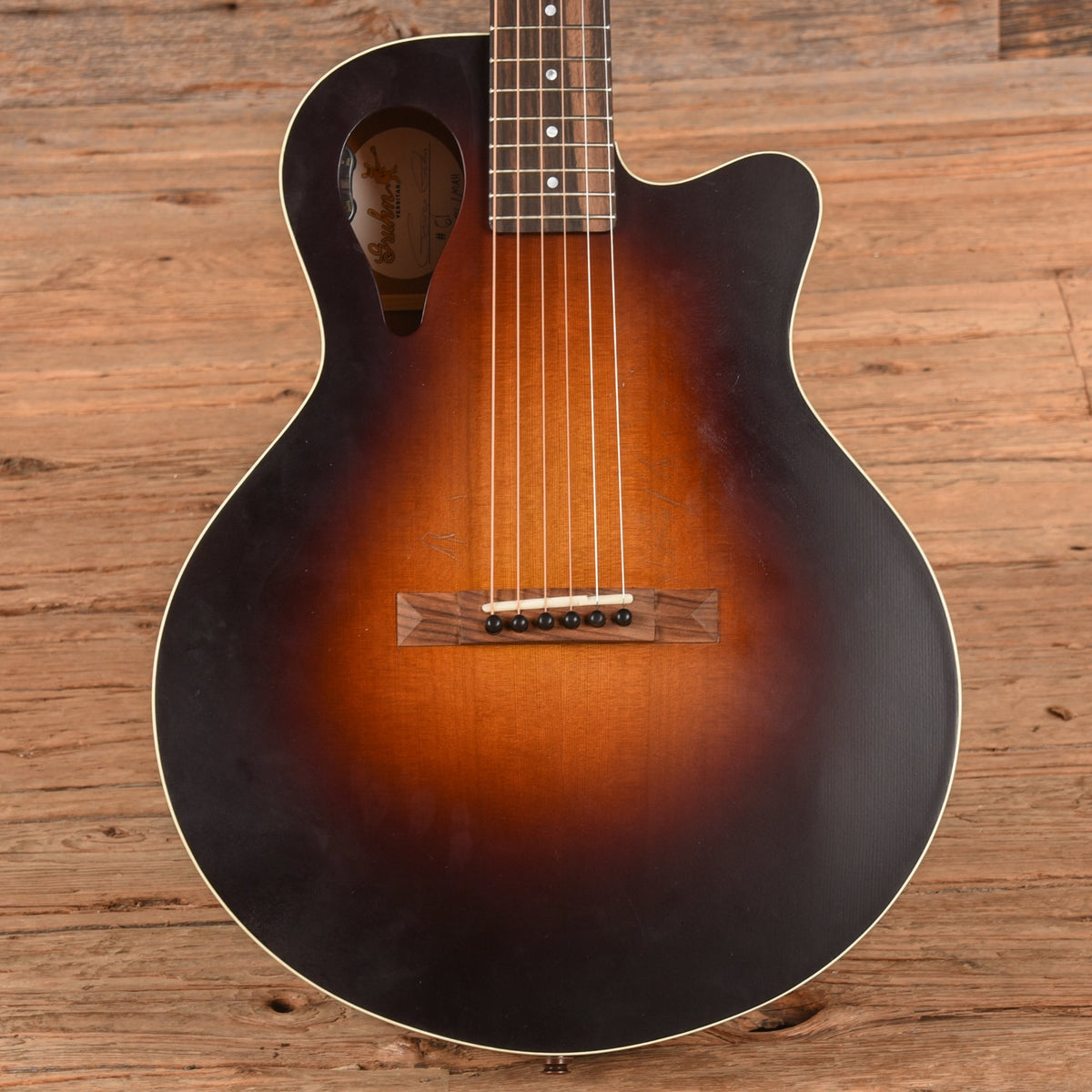 Gruhn Versitar Sunburst - Zac Brown - MusicMarket