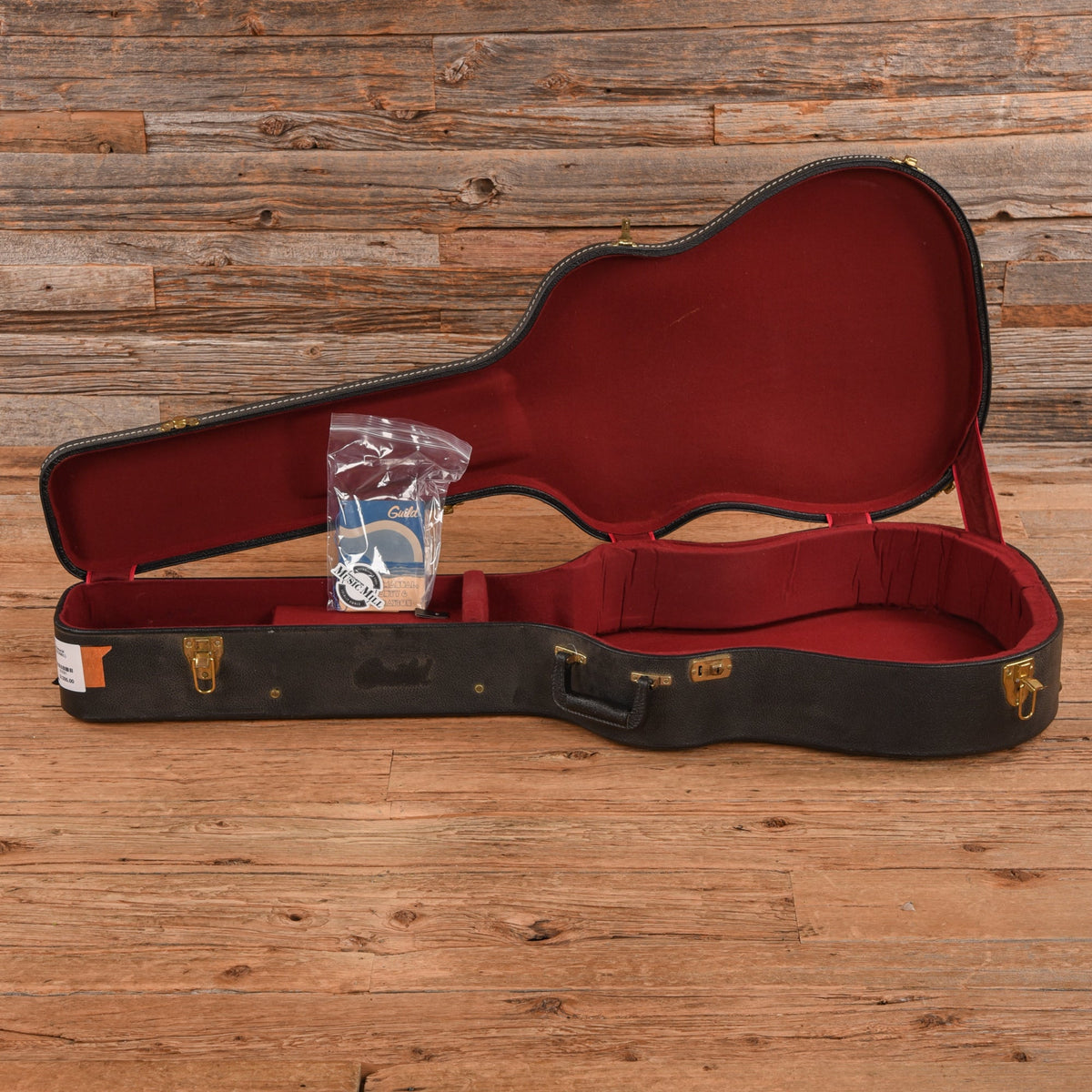Guild G312 Natural 1979 - View 9 | MusicMarket