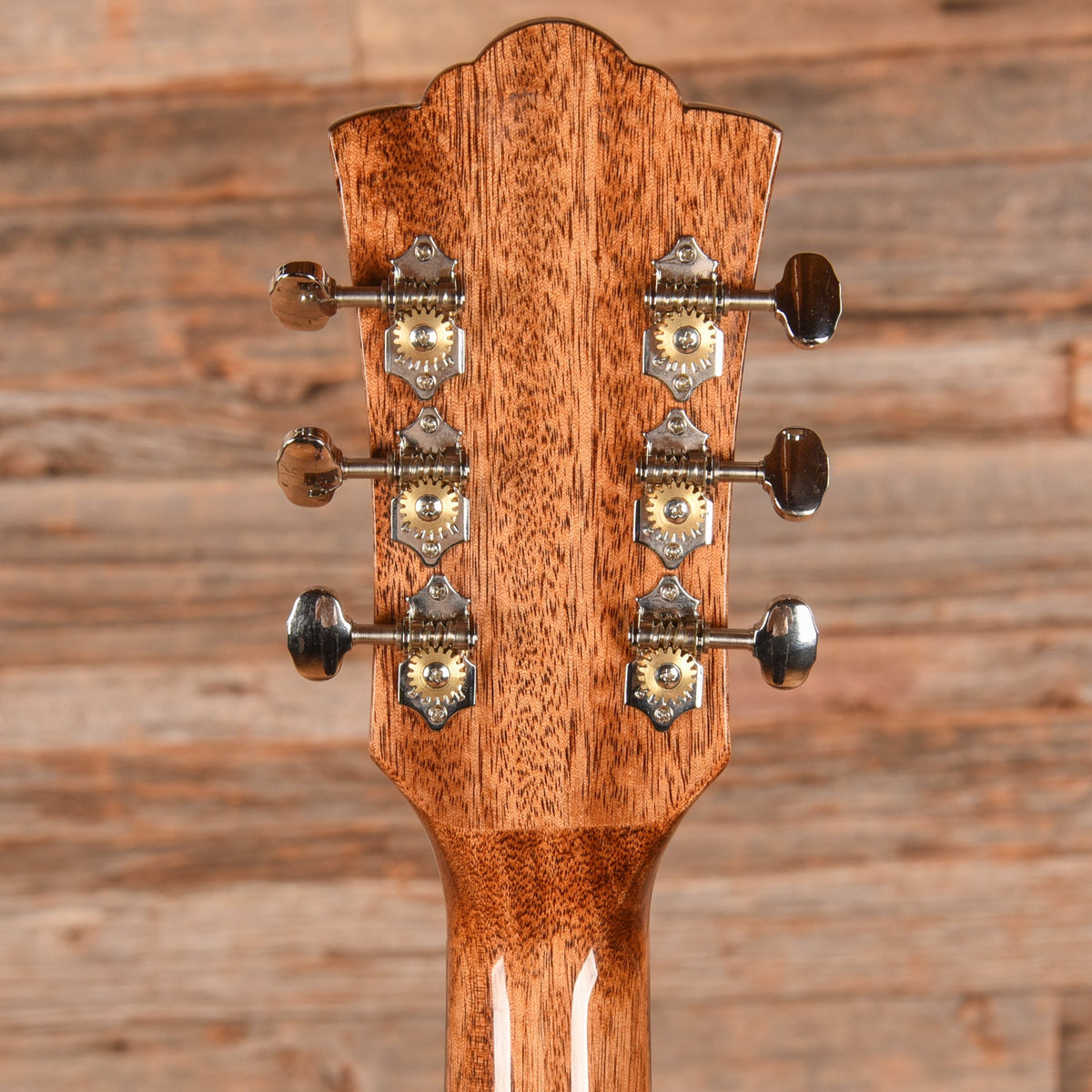 Guild D-120CE Brown - View 7 | MusicMarket