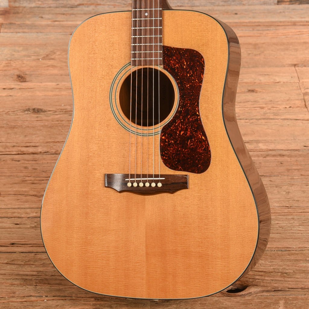 Guild D-35 Natural 1978 - View 2 | MusicMarket