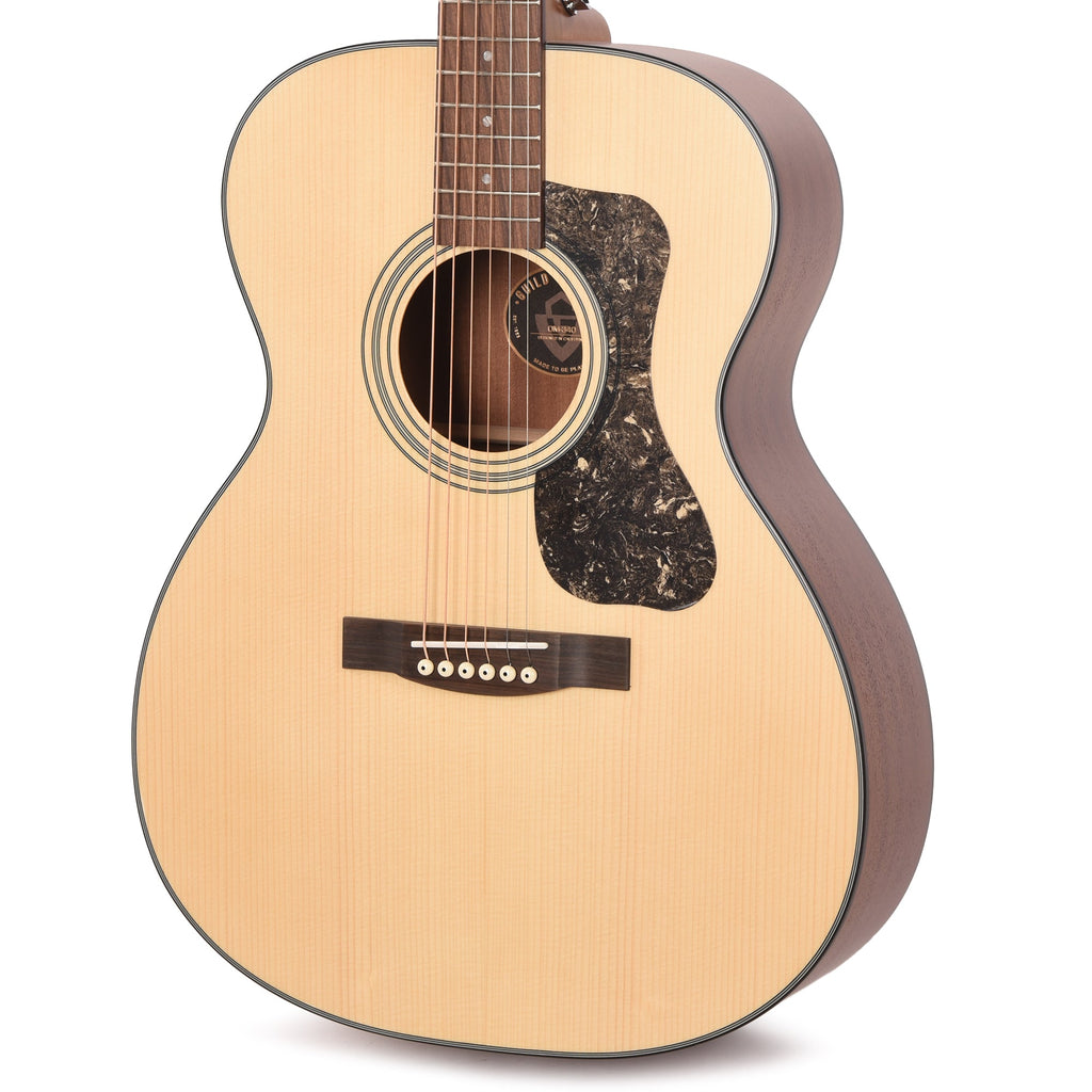 Guild OM-340 Acoustic Guitar Natural - View 2 | MusicMarket