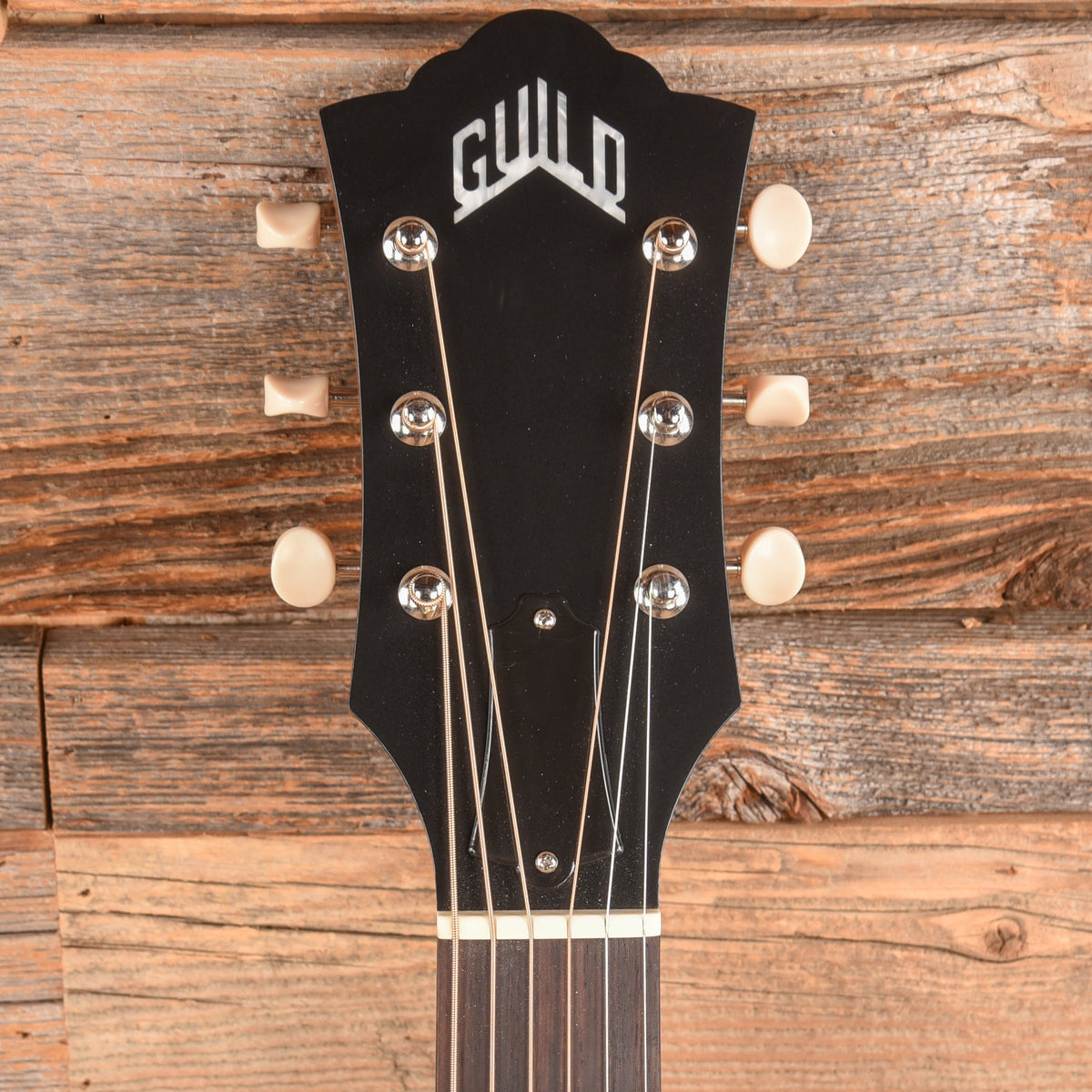 Guild USA M-20 Brown - View 6 | MusicMarket