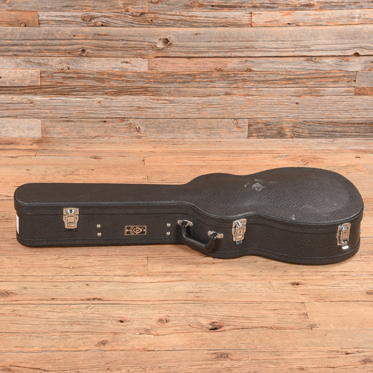 Guild USA M-20 Brown - View 8 | MusicMarket
