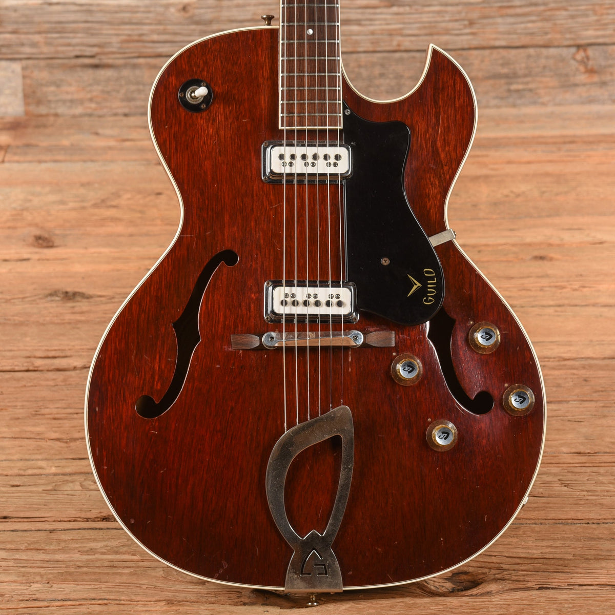 Guild Starfire II Cherry 1961 - MusicMarket