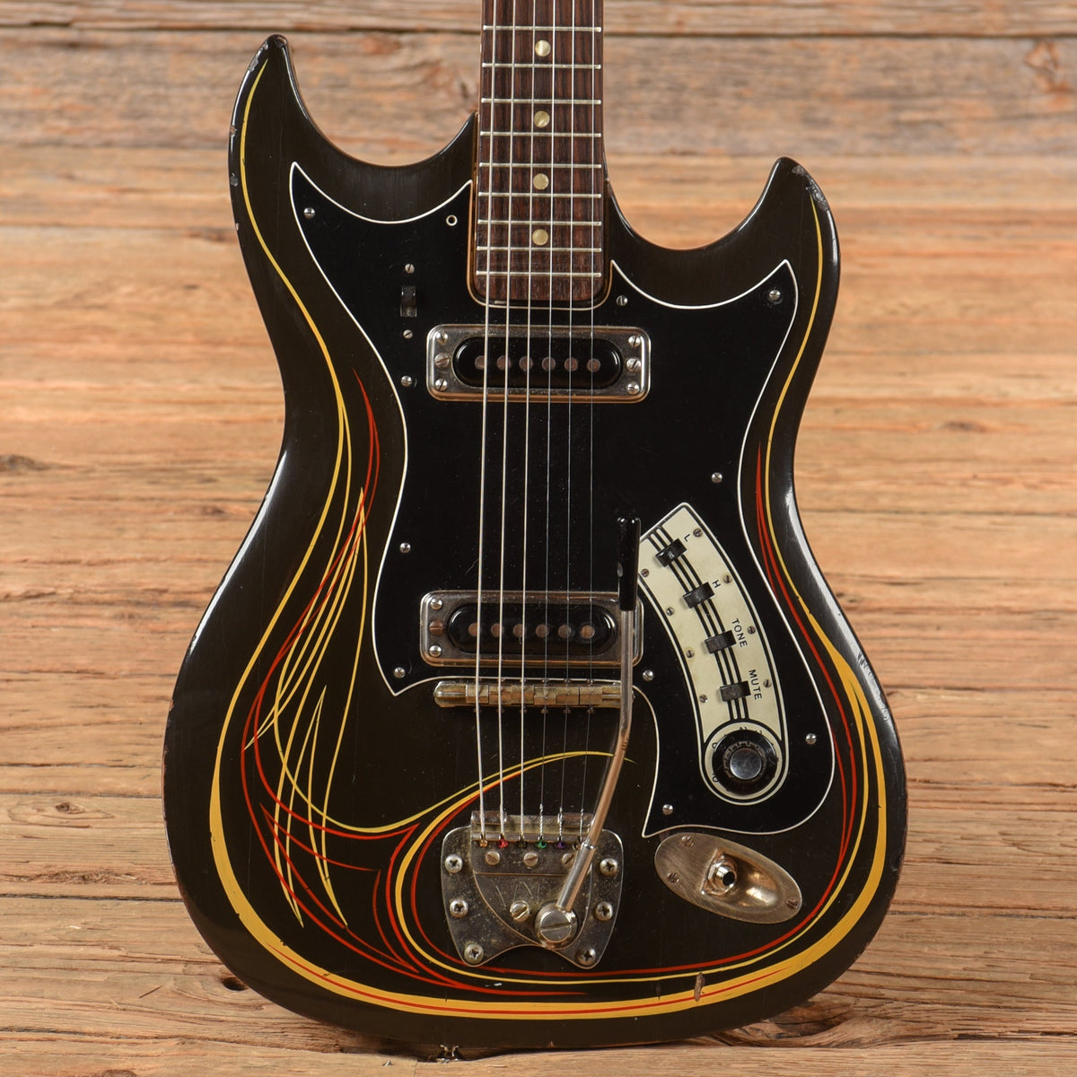 Hagstrom II Black 1960s - MusicMarket