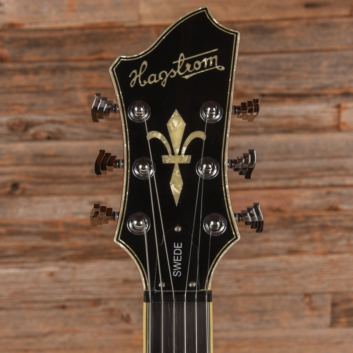 Hagstrom Swede Red - View 6 | MusicMarket