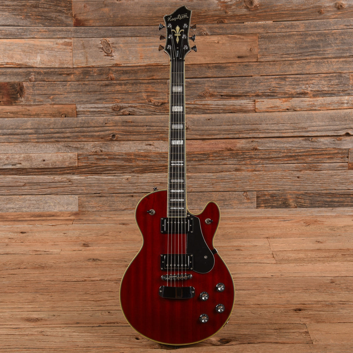 Hagstrom Swede Red - View 4 | MusicMarket