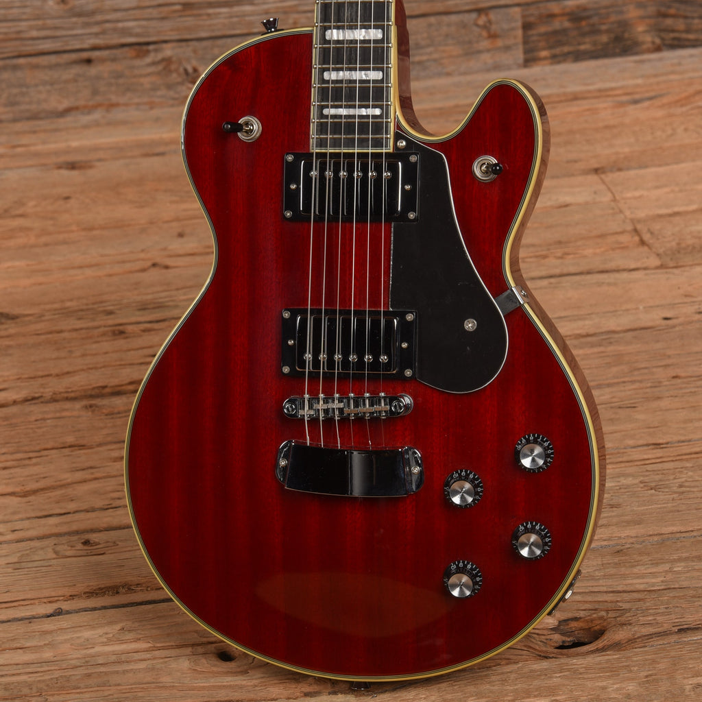 Hagstrom Swede Red - View 2 | MusicMarket