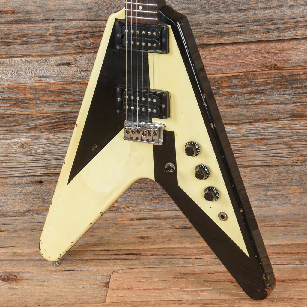 Hamer Vector Black and White Custom Finish 1980s - View 2 | MusicMarket