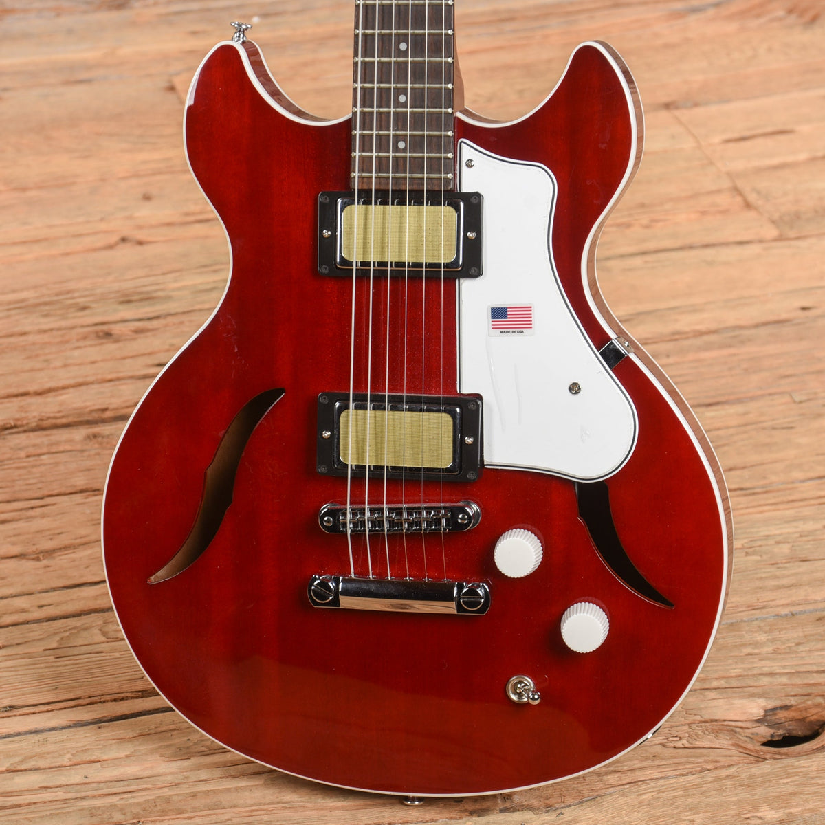 Harmony Comet Trans Red - View 2 | MusicMarket