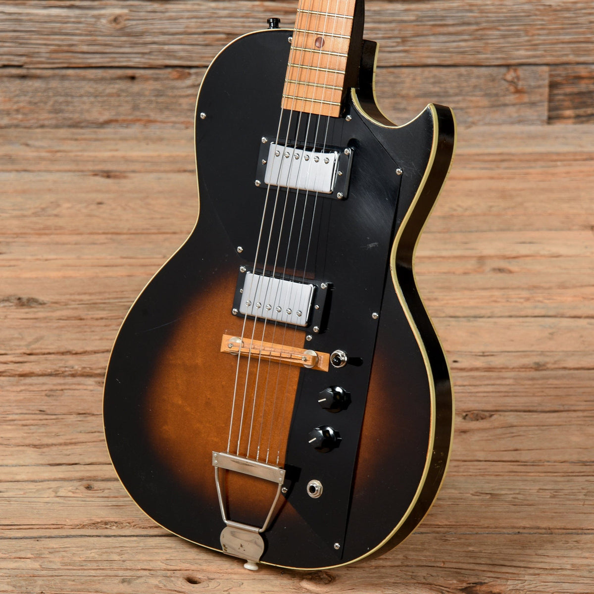 Harmony Value Leader Sunburst 1960s - View 2 | MusicMarket