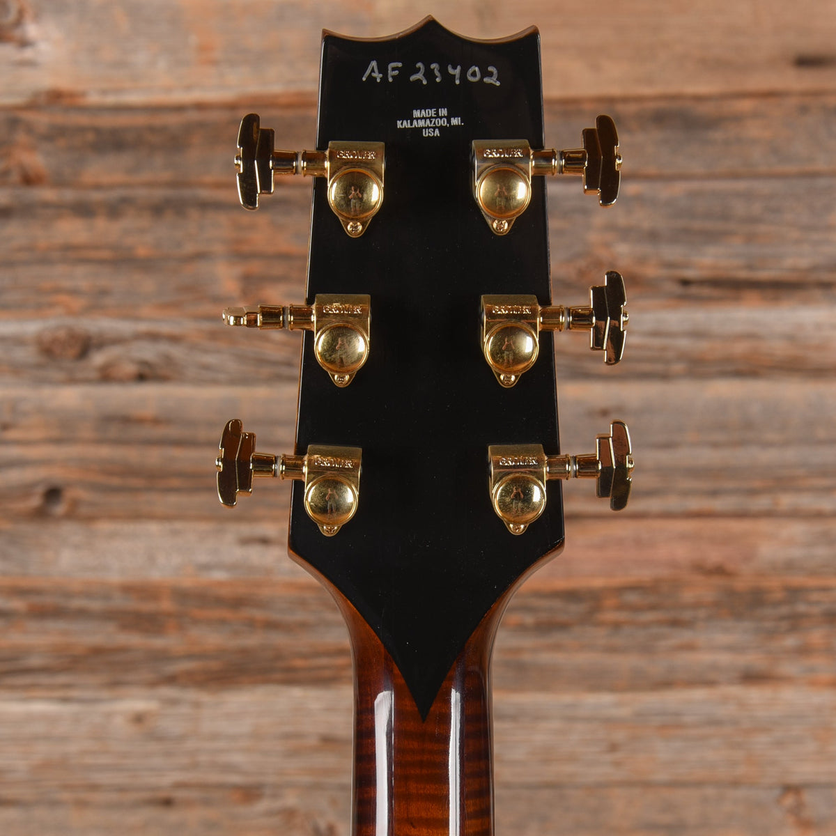 Heritage Eagle Classic Sunburst 2015 - View 7 | MusicMarket