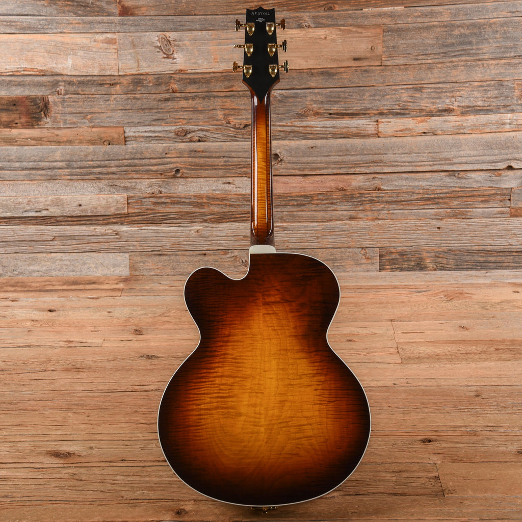Heritage Eagle Classic Sunburst 2015 - View 5 | MusicMarket