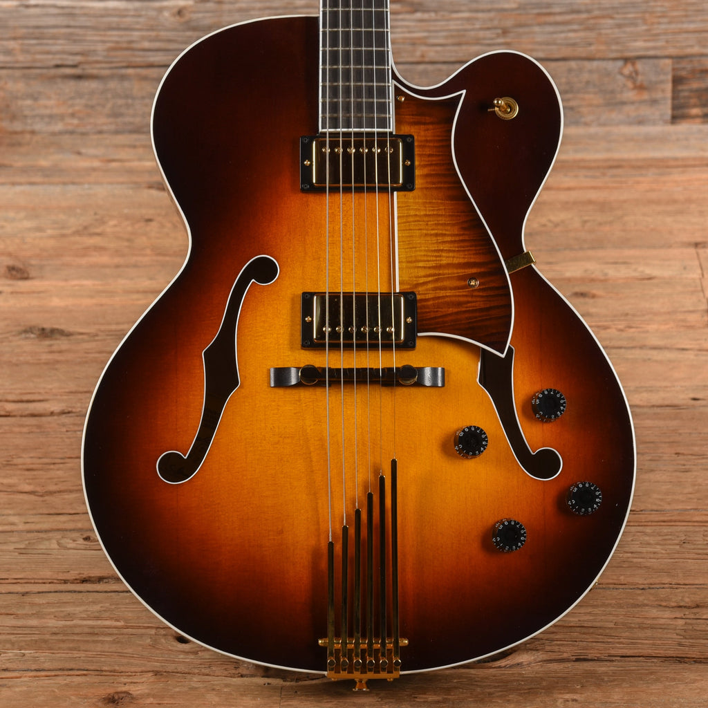 Heritage Eagle Classic Sunburst 2015 - MusicMarket