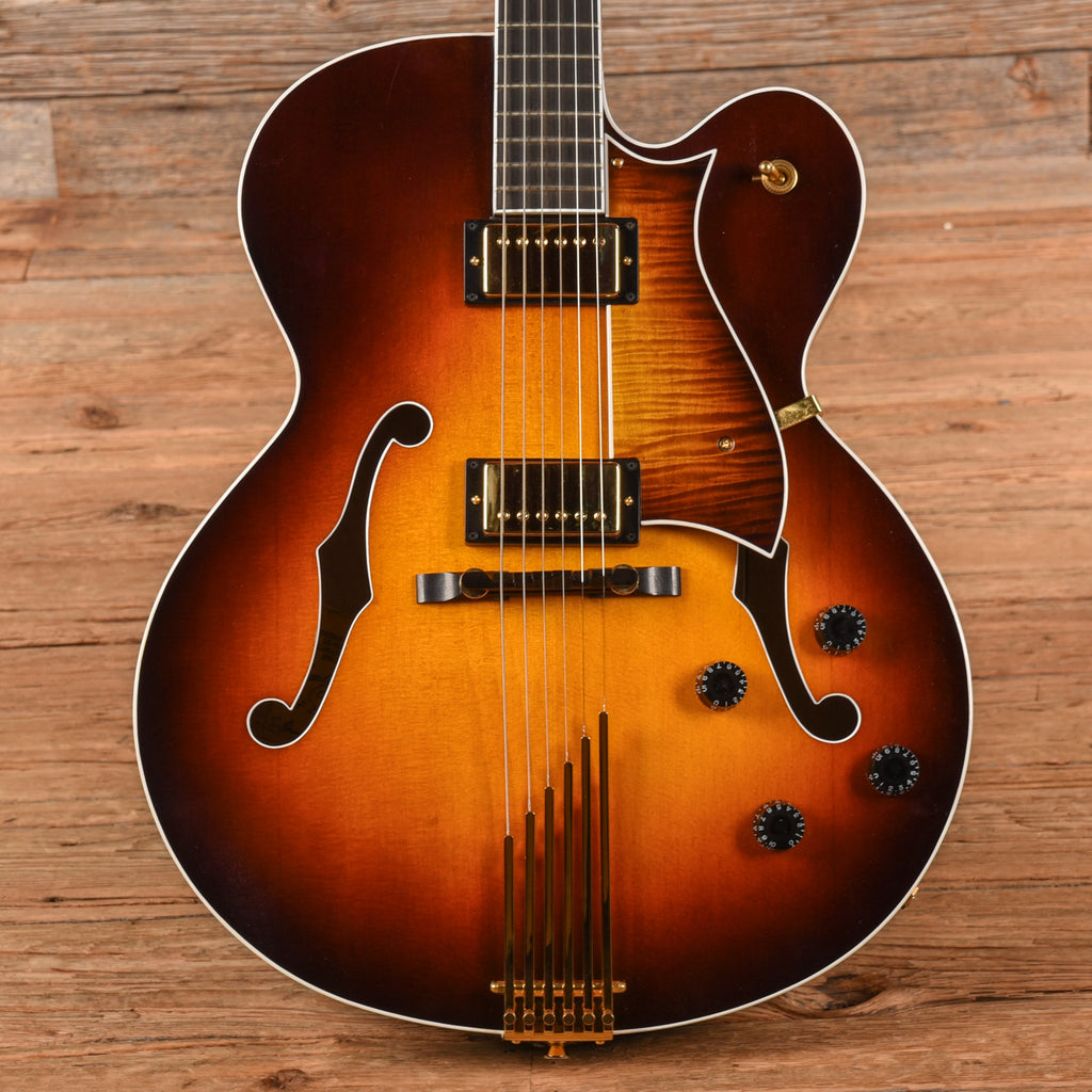Heritage Eagle Classic Sunburst 2015 - MusicMarket