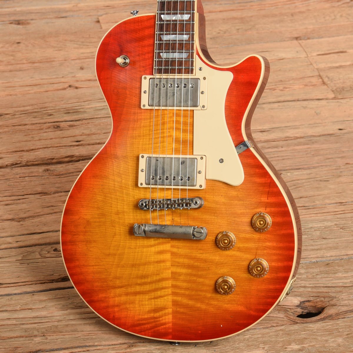 Heritage H-150 Aged Sunburst 2017 - View 2 | MusicMarket