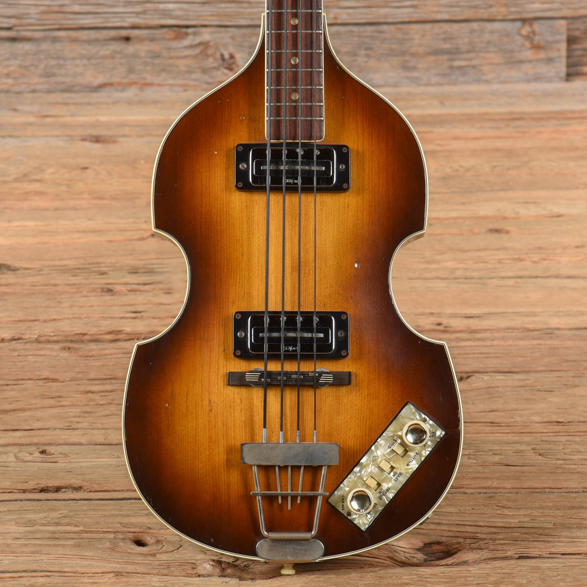 Hofner 500/1 Sunburst 1968 - MusicMarket