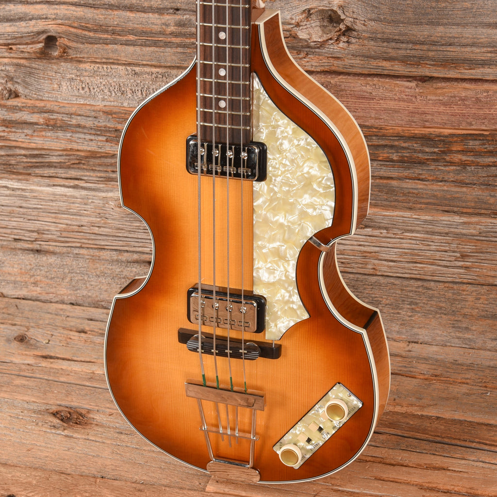 Hofner 500/1 '61 Reissue Sunburst 2017 - View 2 | MusicMarket