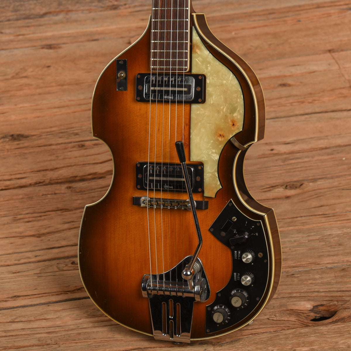 Hofner Beatle Electric Model 459VTZ (built in fuzz) Sunburst 1967 - View 2 | MusicMarket