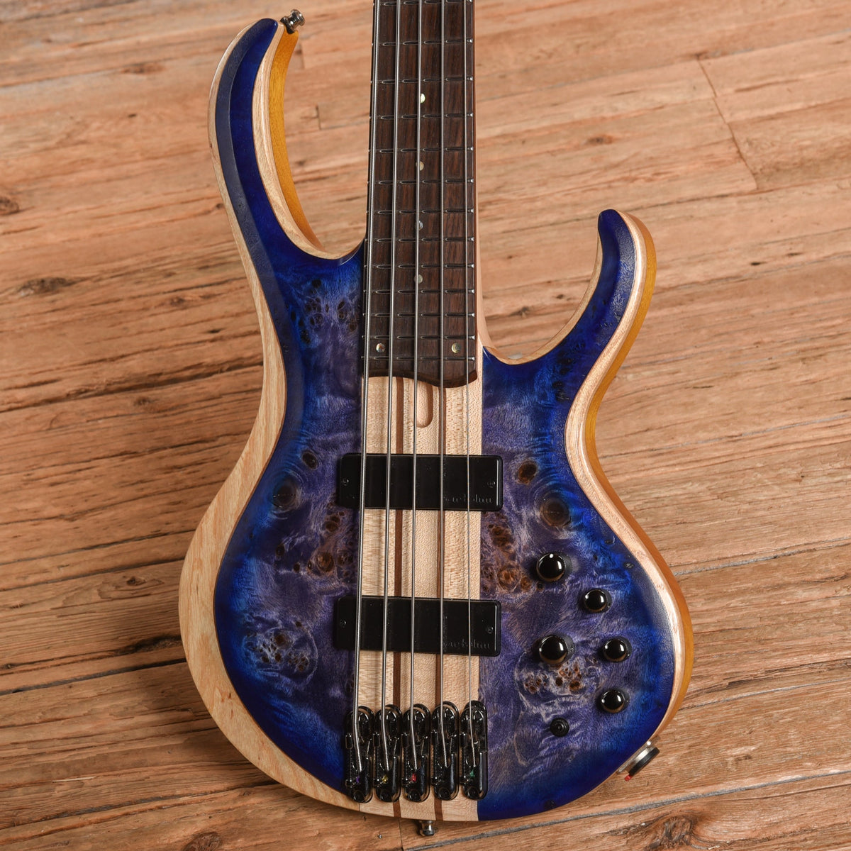Ibanez BTB845 Standard 5-String Cerulean Blue Burst Low Gloss 2023 - View 2 | MusicMarket