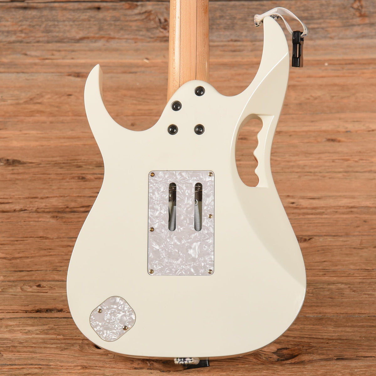 Ibanez JEM7V White 2010 - View 3 | MusicMarket